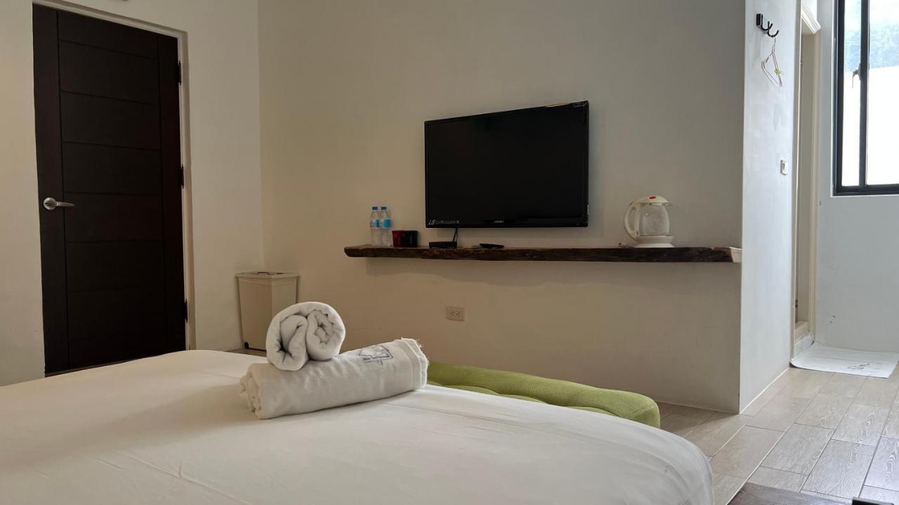 永勝客棧 Bed & Breakfast Manzhou Exterior photo